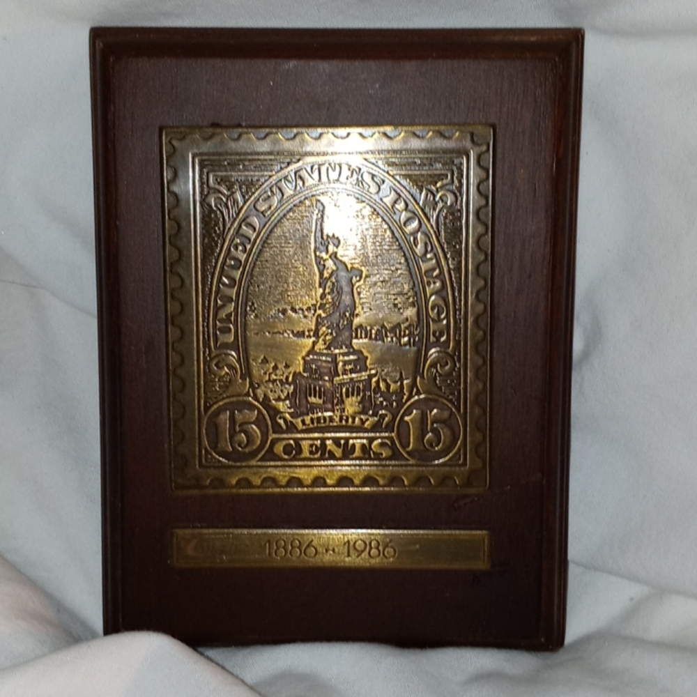 1985 Avon Brass 15cent Stamp Wall Plaque
